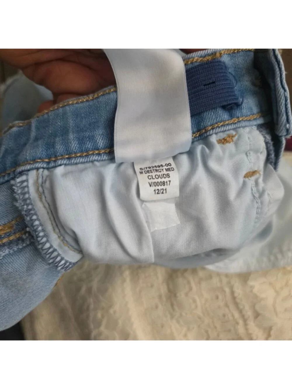 Old Navy 360° Stretch Extra High-Rise Rockstar Distressed Shorts Girls 14 Slim